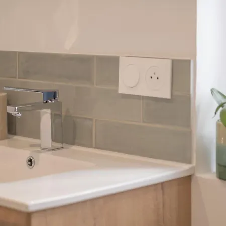 Entre Ciel Et Sable -